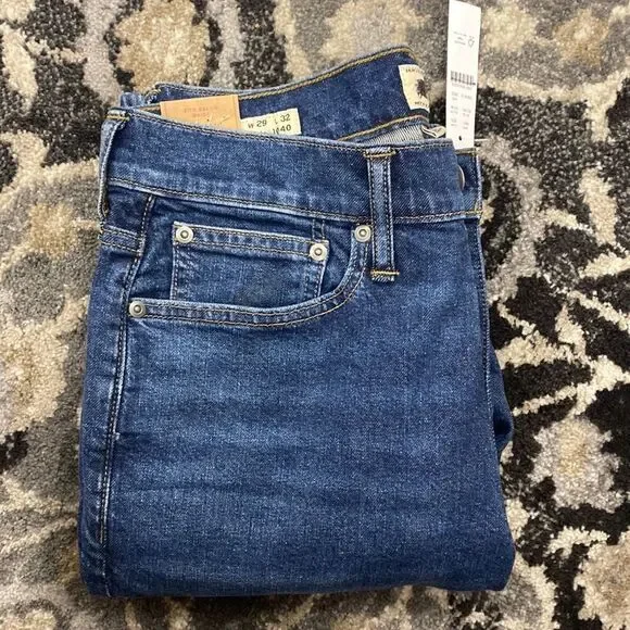 J. Crew 1040 Athletic-fit stretch jean in one-year wash - Picture 5 of 6